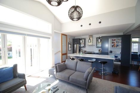 Photo of property in 20 Raine Street, Karori, Wellington, 6012