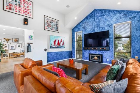 Photo of property in 45 Pohutukawa Parade, Riverhead, 0820