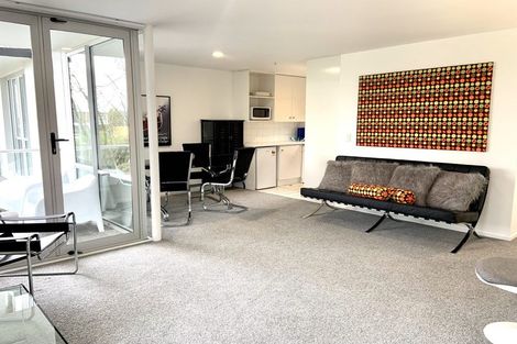 Photo of property in 2/15 Peterborough Street, Christchurch Central, Christchurch, 8013