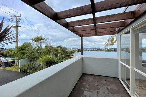 Photo of property in 1a Sycamore Drive, Sunnynook, Auckland, 0620