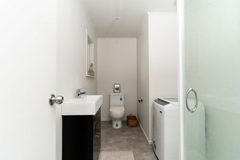 Photo of property in 99 Broadway, Carterton, 5713