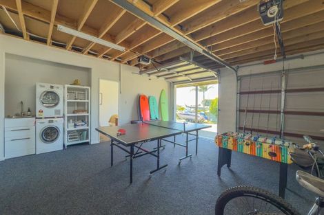 Photo of property in 208 Russell Bruce Place, Onemana, Whangamata, 3691