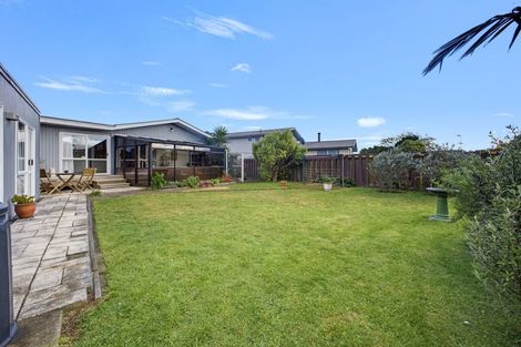 Photo of property in 205 Mangorei Road, Merrilands, New Plymouth, 4312