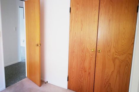 Photo of property in 2/20 Steeple Rise, Pakuranga, Auckland, 2010