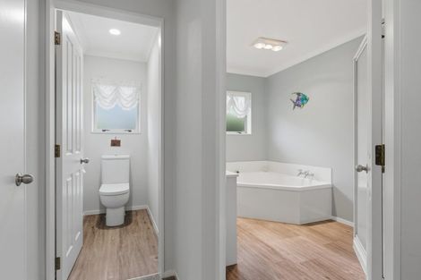 Photo of property in 94 Osprey Drive, Welcome Bay, Tauranga, 3112
