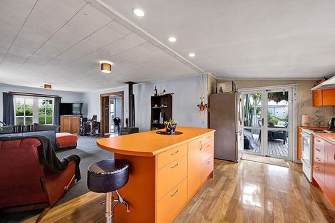 Photo of property in 68 Stanners Street, Eltham, 4322