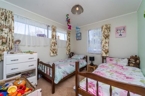 Photo of property in 21 Daniell Street, Featherston, 5710
