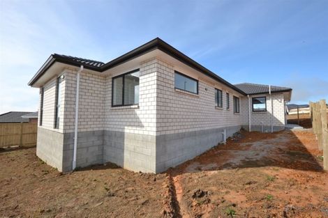 Photo of property in 6 Moyle Street, Pokeno, 2402