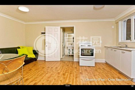 Photo of property in 187 Browns Bay Road, Browns Bay, Auckland, 0630