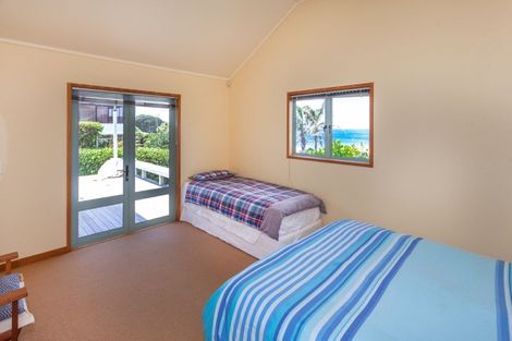 Photo of property in 143 Bambury Place, Onemana, Whangamata, 3691