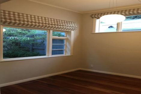 Photo of property in 108 Oriental Parade, Oriental Bay, Wellington, 6011
