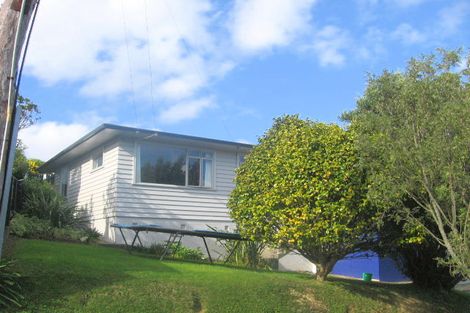 Photo of property in 4 Christina Grove, Normandale, Lower Hutt, 5010