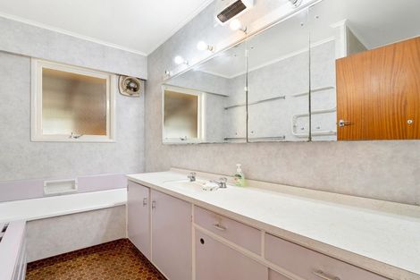 Photo of property in 3 Martin Street, Utuhina, Rotorua, 3015