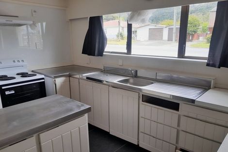 Photo of property in 17 Third Avenue, Avenues, Whangarei, 0110