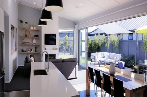 Photo of property in 10 Sarcodia Place, Papamoa Beach, Papamoa, 3118