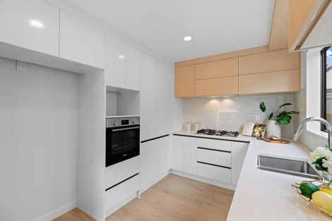 Photo of property in 20a Seine Road, Forrest Hill, Auckland, 0620