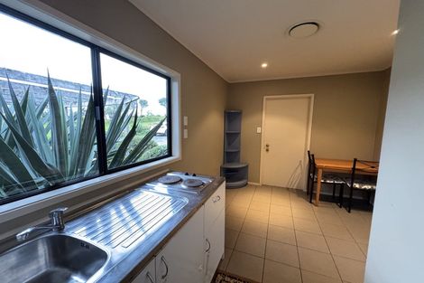 Photo of property in 1435 Old North Road, Helensville, 0875