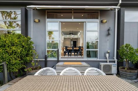 Photo of property in 1/5 Whareora Terrace, Cashmere, Christchurch, 8022