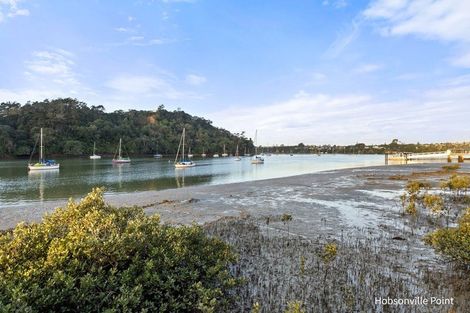 Photo of property in 3 Desalt Drive, Hobsonville, Auckland, 0616