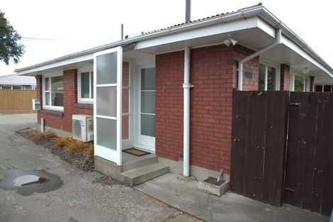 Photo of property in 4/7a Curletts Road, Sockburn, Christchurch, 8042