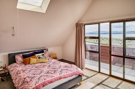 Photo of property in 259 Marine Parade, Eastbourne, Lower Hutt, 5013
