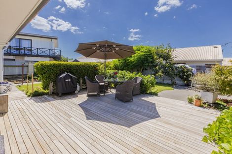 Photo of property in 15 Spriggs Crescent, Greenmeadows, Napier, 4112