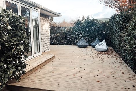 Photo of property in 2/85a Mays Road, Saint Albans, Christchurch, 8052