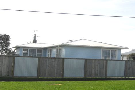 Photo of property in 16 King Street, Waitara, 4320