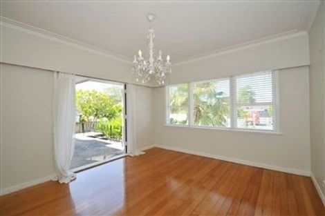 Photo of property in 84 Aberdeen Road, Campbells Bay, Auckland, 0620