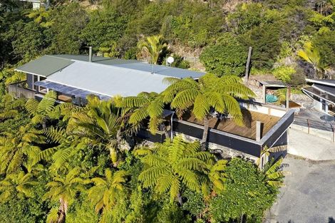 Photo of property in 38 Hope Drive, Okiwi Bay, 7193