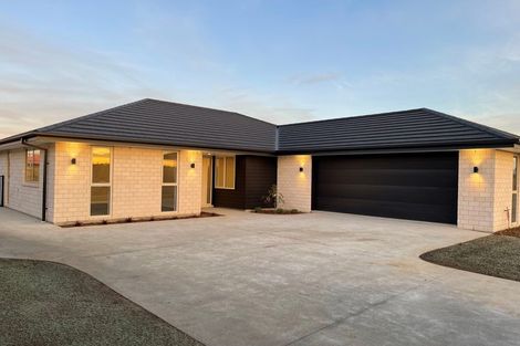 Photo of property in 27 Owaka Road, Wigram, Christchurch, 8025