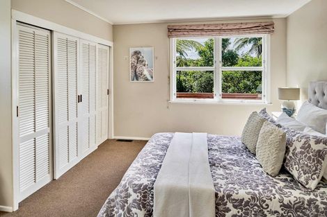 Photo of property in 13 City View Grove, Harbour View, Lower Hutt, 5010