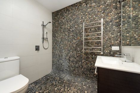 Photo of property in 2/54 Marine Parade, Mount Maunganui, 3116