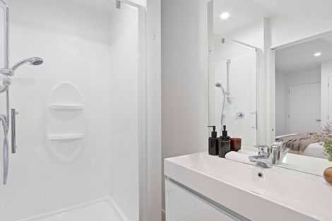 Photo of property in 138e Holly Road, St Albans, Christchurch, 8014