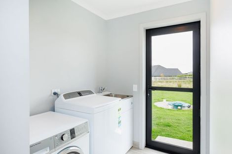 Photo of property in 21 Meavy Lane, Ashhurst, Palmerston North, 4470