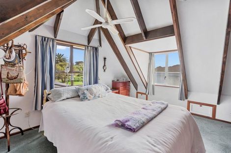 Photo of property in 46 One Tree Point Road, One Tree Point, 0118