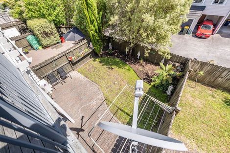 Photo of property in 7/78 Fernhill Way, Oteha, Auckland, 0632