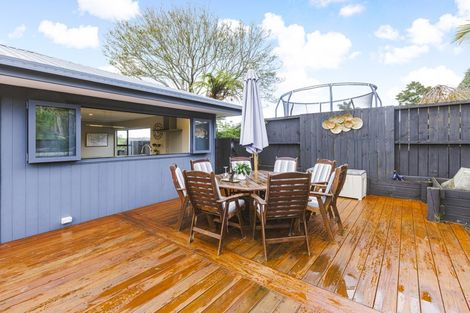 Photo of property in 13 The Glade North, Pukekohe, 2120