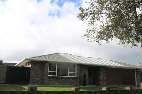 Photo of property in 105 Amberley Avenue, Highbury, Palmerston North, 4412