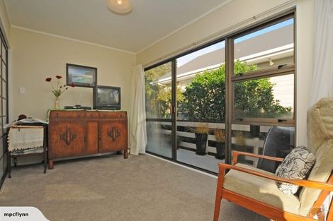 Photo of property in 7a Braithwaite Street, Karori, Wellington, 6012
