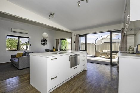 Photo of property in 70 Kirkwood Road, Flaxmere, Hastings, 4120