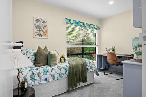 Photo of property in 11 Crowden Place, Harrowfield, Hamilton, 3210