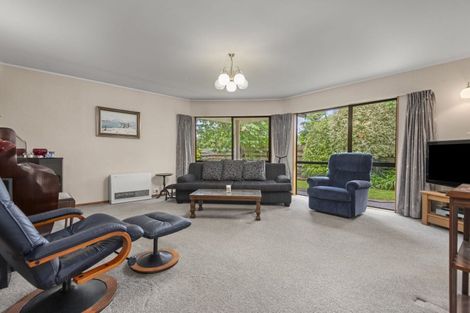Photo of property in 11 Balcairn Place, Terrace End, Palmerston North, 4410