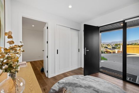 Photo of property in 10 Old Homestead Place, Kawarau Falls, Queenstown, 9300