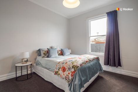 Photo of property in 18 Richardson Street, Saint Kilda, Dunedin, 9012