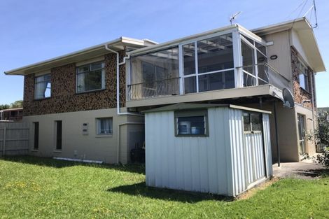 Photo of property in 26 Widmore Drive, Massey, Auckland, 0614