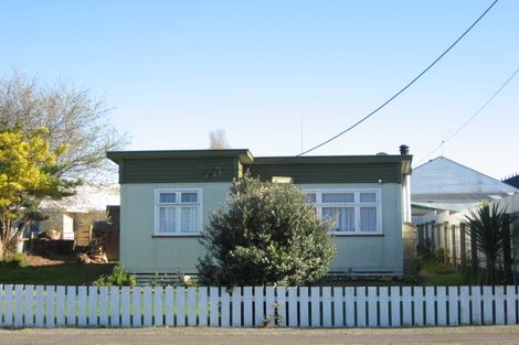 Photo of property in 21 Criterion Street, Bulls, 4818