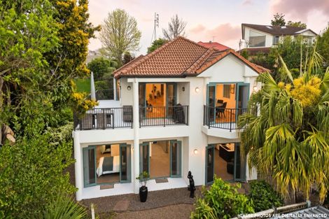 Photo of property in 2 Minchin Crescent, St Andrews, Hamilton, 3200