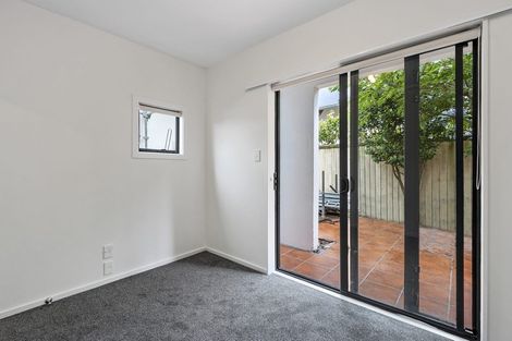 Photo of property in 28d Cranmer Square, Christchurch Central, Christchurch, 8013