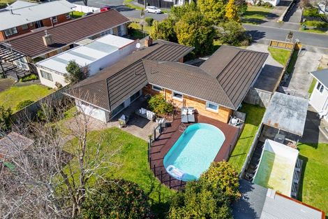 Photo of property in 25 Pulham Crescent, Queenwood, Hamilton, 3210